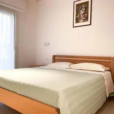 Casetta Ortica * 蒙特玛佐里奥梅特